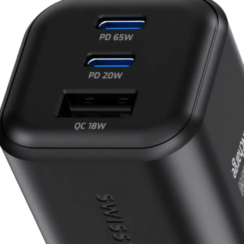 Ładowarka sieciowa Swissten GaN, 2x USB-C PD i 1x USB-A QC, 65 W i 18 W, czarna