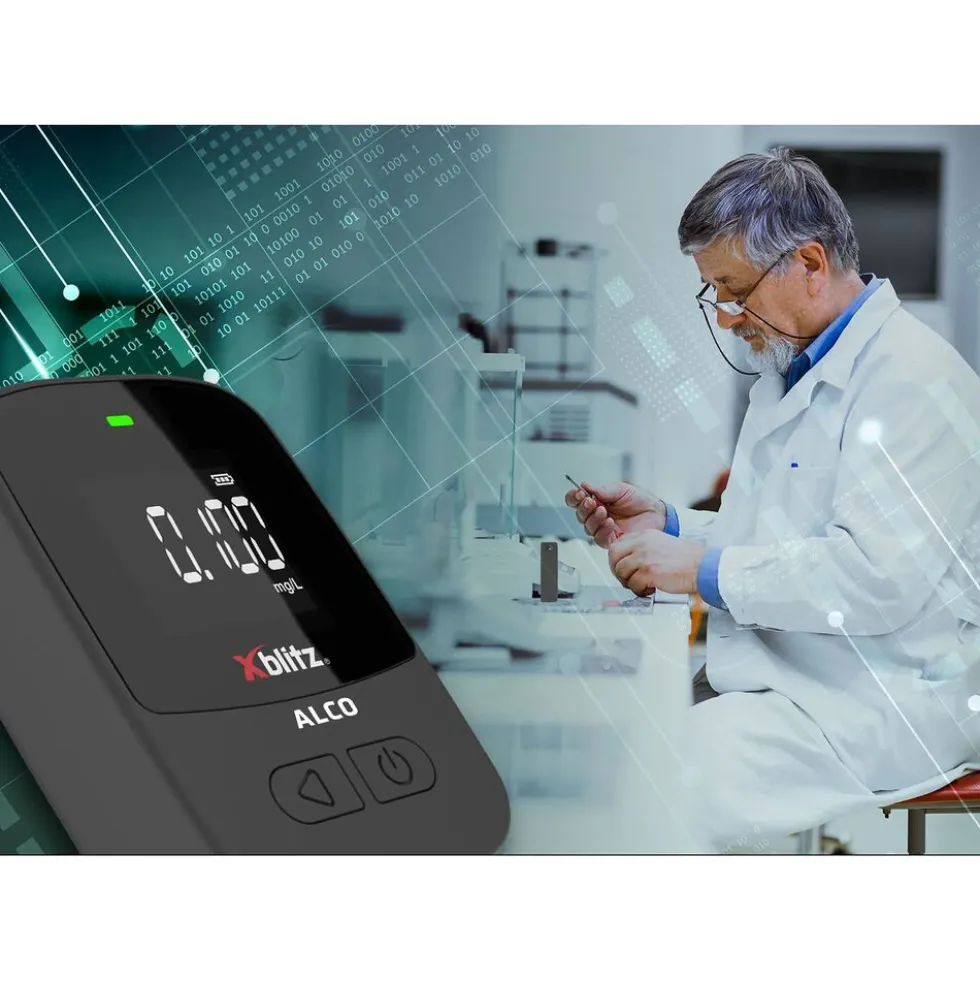 Alkomat elektrochemiczny Xblitz Alco, LCD