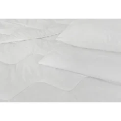 Kołdra 200 x 200 cm Sandby, biała mikrofibra
