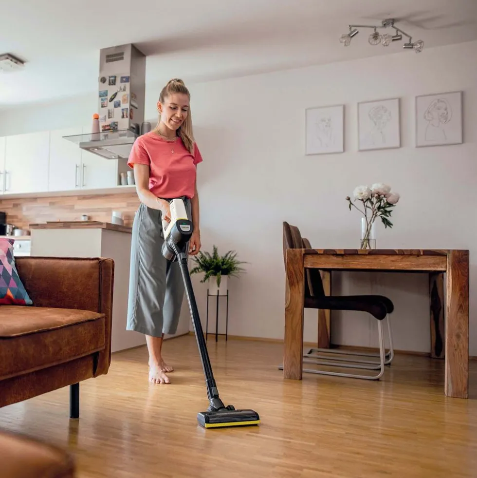 Odkurzacz pionowy Kärcher VC 4 Cordless myHome, bezprzewodowy, z akcesoriami