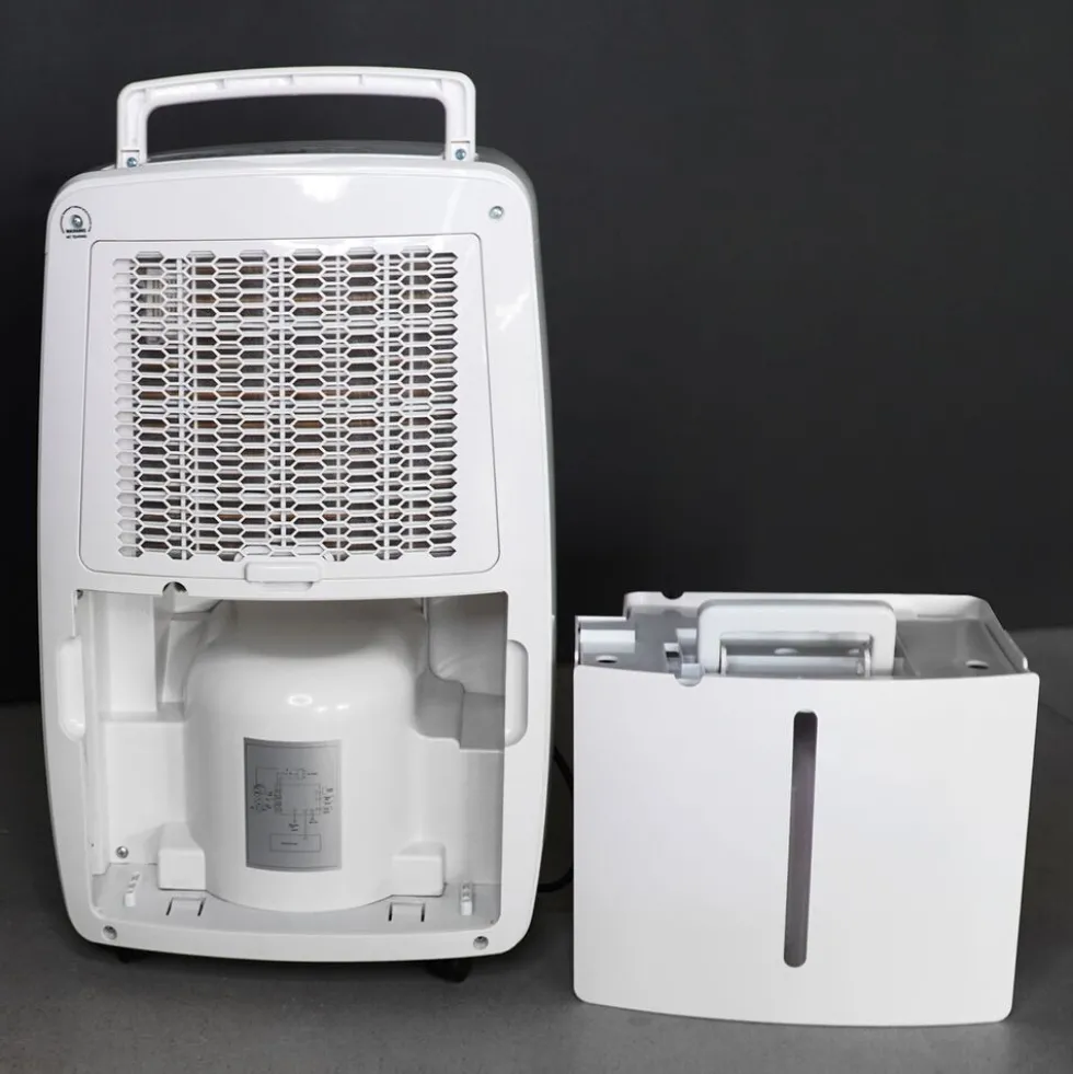 Osuszacz z funkcją oczyszczania powietrza Blaupunkt ADH701, 390 W