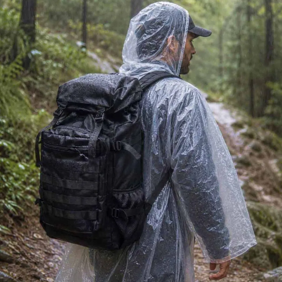 Plecak survivalowy Wild Trek, 60 l, z wyposażeniem, czarny