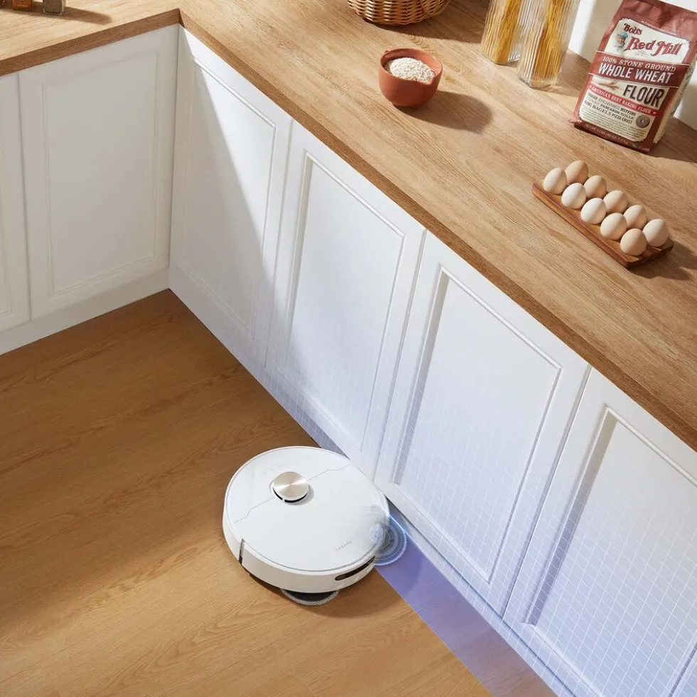 Robot sprzątający Dreame L10s Pro Ultra PureHeat, z funkcją mopowania i samoczyszczenia, biały
