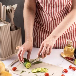 Zestaw przyborów kuchennych Klausberg, 12 elementów, z nożami i deską, beżowe